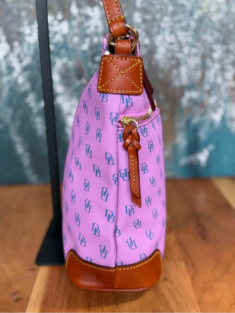 Dooney‎ & Bourke Whimsical Vintage Y2K Gretta Crossbody Purple/Blue EVC